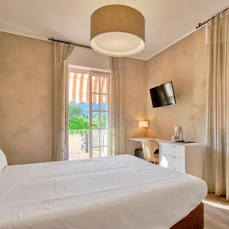 Hotel Conca D'oro ***s Garda (Verona)