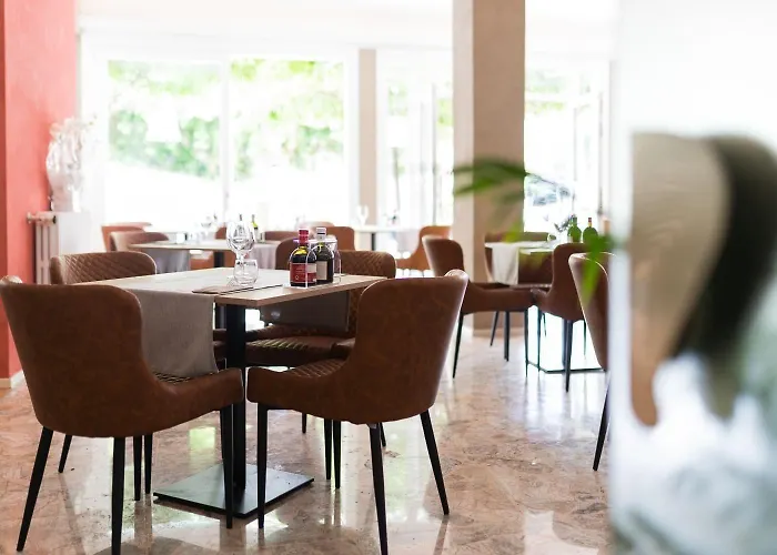 Hotell Conca D'oro ***s Garda (Verona)